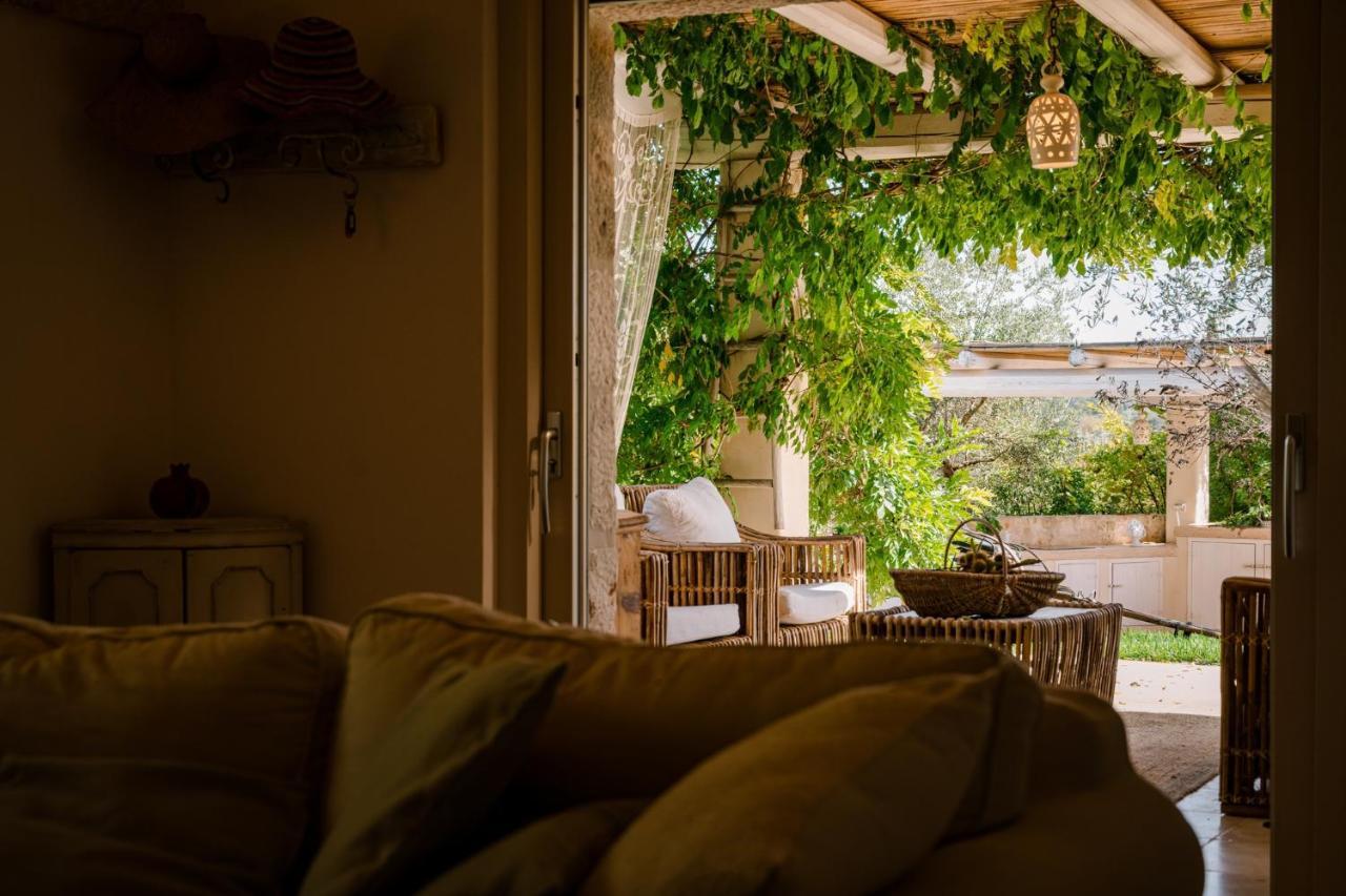Borgo Del Tempo Ritrovato - Luxury Relais In Puglia Villa Остуни Екстериор снимка